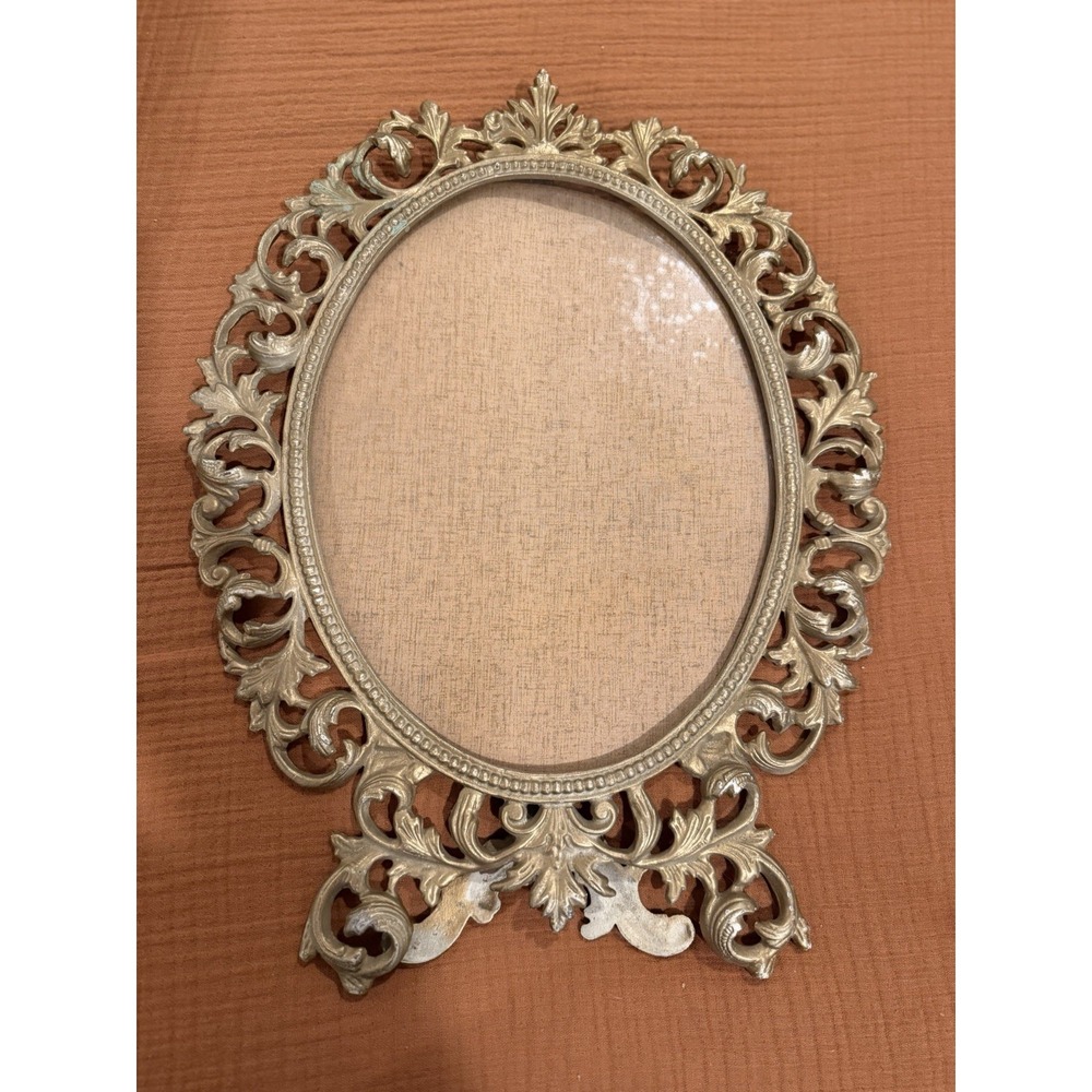 Iron Art Company Number 63 Oval Picture Frame Stand Bronze Color Iron Leaf